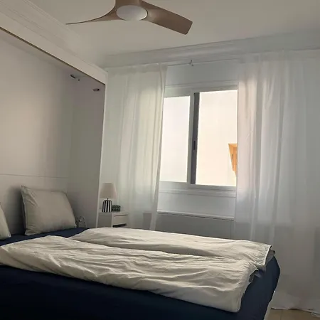 Traumwohnung Mit Meerblick! Διαμέρισμα